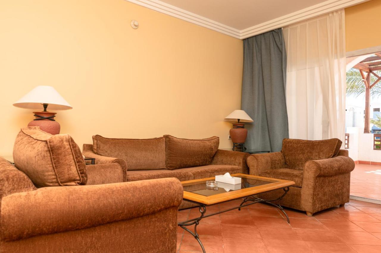 Sharm Dreams Vacation Club - Aqua Park Hotel Eksteriør billede A living room